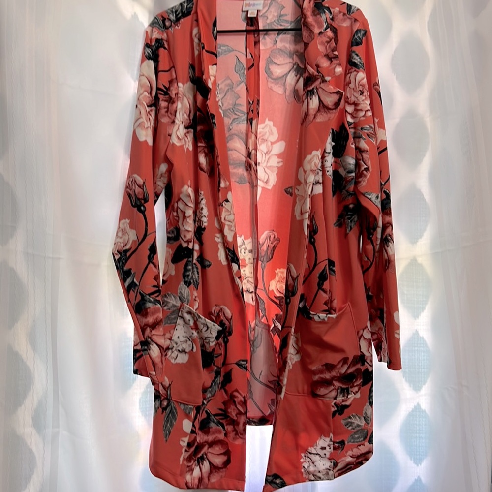 Lularoe Gwen